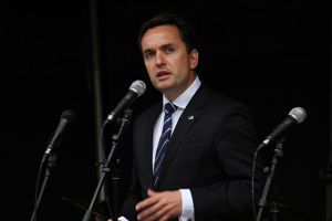 Byrådsleder Stian Berger Røsland taler